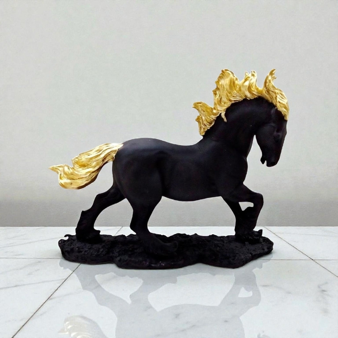 Figura de Caballo Grande