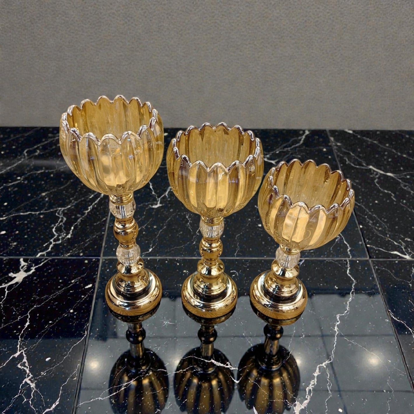 Candelabros dorados